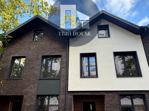 будинок за адресою Київська вул.