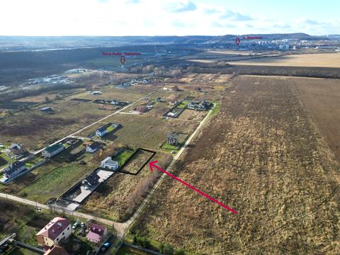 ділянка за адресою 