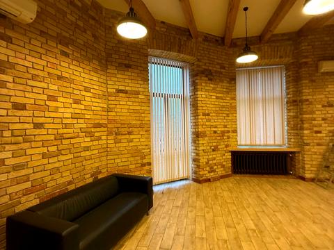 коммерческая по адресу Большая Житомирская ул., 8/14