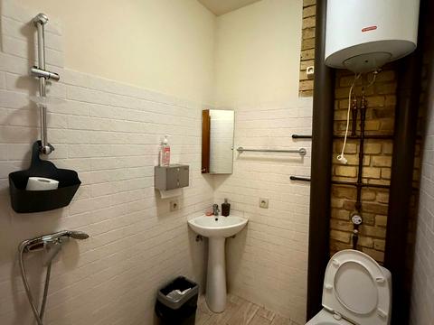 коммерческая по адресу Большая Житомирская ул., 8/14