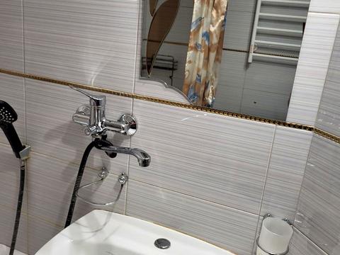 квартира за адресою Академіка Корольова просп., 12