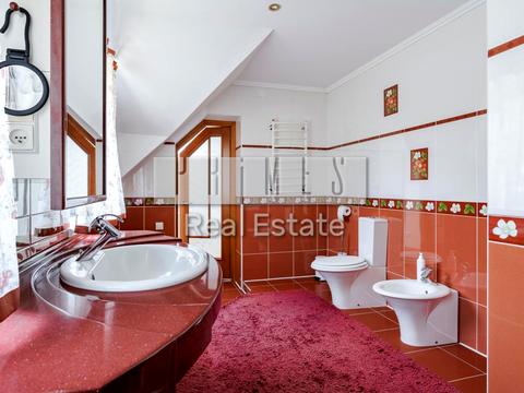 будинок за адресою Шкільна вул.