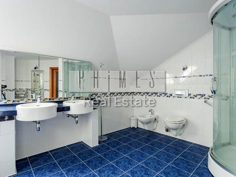 будинок за адресою Шкільна вул.