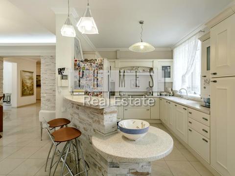 будинок за адресою Шкільна вул.