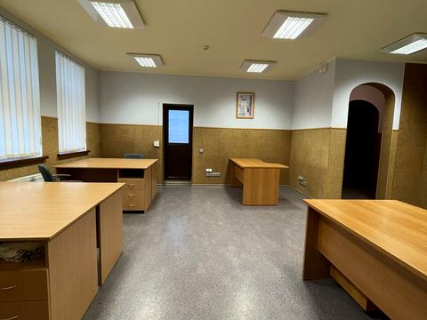 комерційна за адресою Миколи Міхновського бульв. (Дружби Народів), 14-16