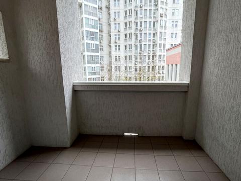 комерційна за адресою Миколи Міхновського бульв. (Дружби Народів), 14-16