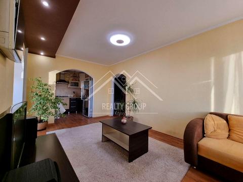 квартира за адресою Соборності вул. (Косіора), 80