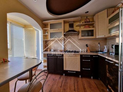 квартира за адресою Соборності вул. (Косіора), 80