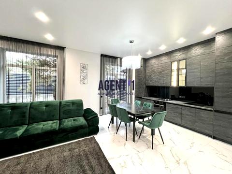 дом по адресу Прорізна