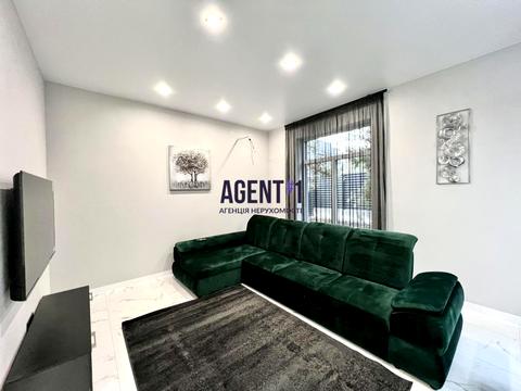 дом по адресу Прорізна