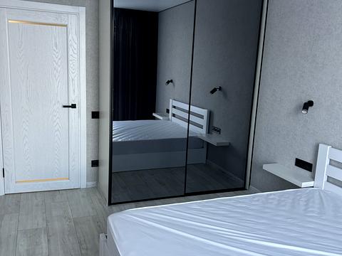 квартира за адресою Віктора Некрасова вул. (Північно-Сирецька), 6