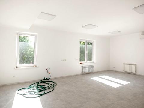 комерційна за адресою Євгена Чикаленка вул., 26