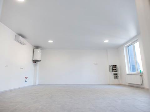 комерційна за адресою Євгена Чикаленка вул., 26