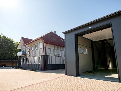 комерційна за адресою Євгена Чикаленка вул., 26