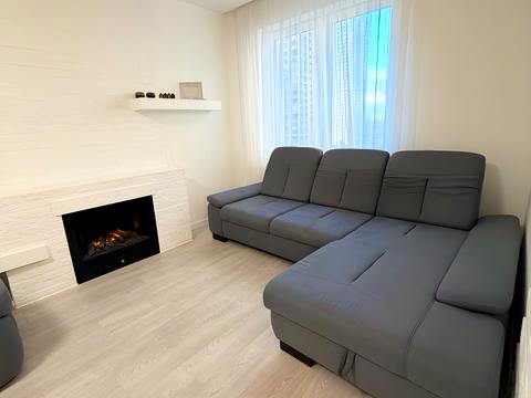 квартира по адресу Академика Глушкова просп., 9-Д