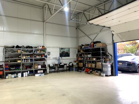 комерційна за адресою Академіка Амосова вул. (Кірова), 52