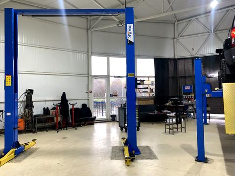 комерційна за адресою Академіка Амосова вул. (Кірова), 52