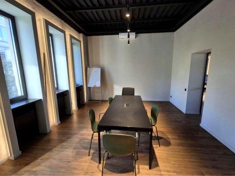 комерційна за адресою Івана Франка вул., 9