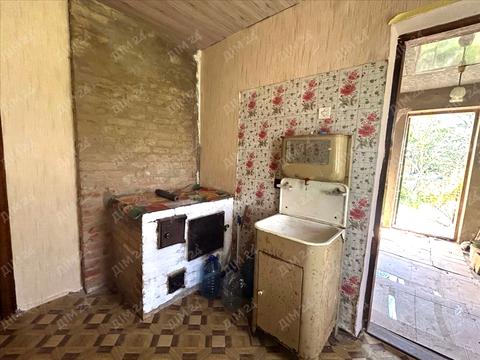 будинок за адресою Центральна