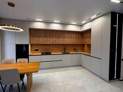 будинок за адресою Райдужна вул.