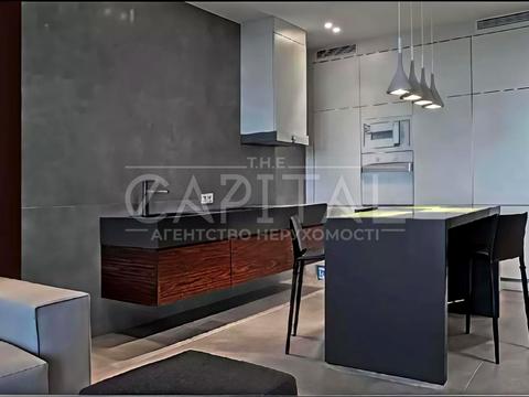 квартира по адресу Раисы Окипной ул., 18