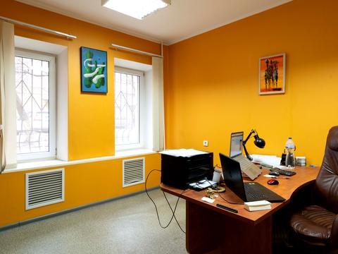 коммерческая по адресу Антоновича ул. (Горького), 95