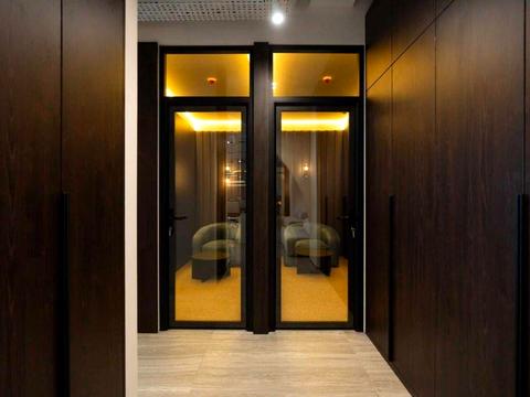 комерційна за адресою Бульварно-Кудрявська вул. (Воровського), 15