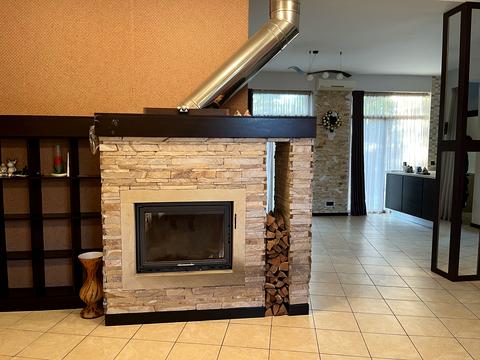 будинок за адресою Польова