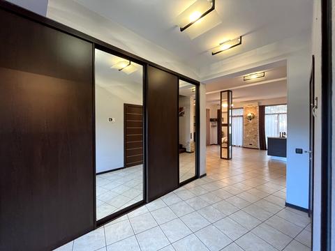 будинок за адресою Польова