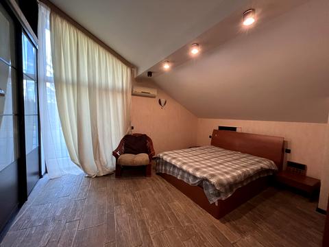 будинок за адресою Польова