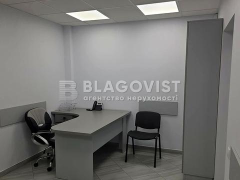 комерційна за адресою Урлівська вул., 20