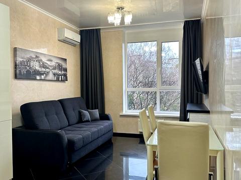 квартира за адресою Олени Теліги вул., 25