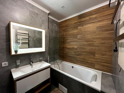 квартира по адресу Героев Днепра ул., 4