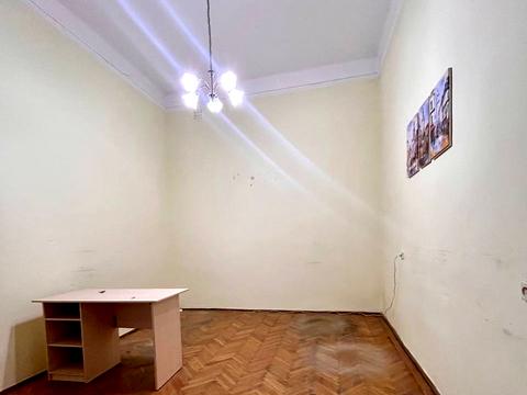 коммерческая по адресу Листопадового Чина ул. (Мицкевича), 3