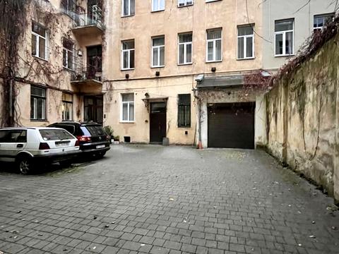 коммерческая по адресу Листопадового Чина ул. (Мицкевича), 3