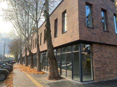 комерційна за адресою Вовчинецька вул., 227