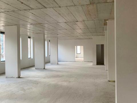 комерційна за адресою Вовчинецька вул., 227