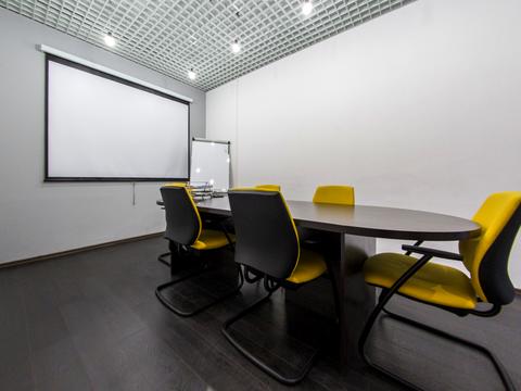 коммерческая по адресу Кловский спуск (Кловський), 7