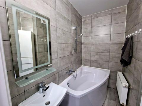 квартира по адресу Боголюбова ул., 33