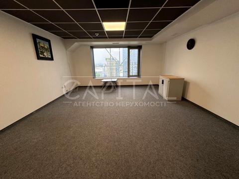 коммерческая по адресу Шелковичная ул., 38