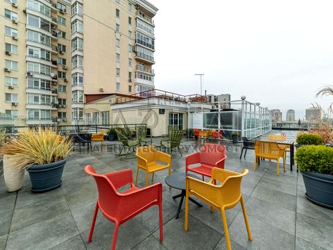 комерційна за адресою Січових Стрільців вул. (Артема), 50