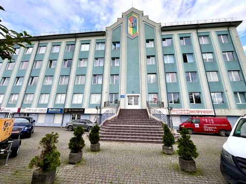 комерційна за адресою Богдана Хмельницького вул., 200