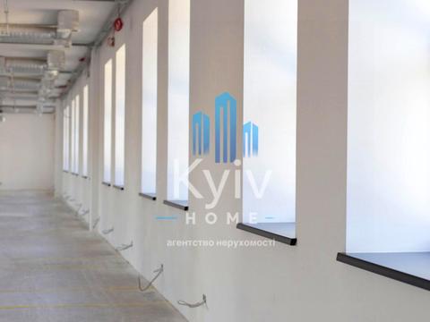 коммерческая по адресу Академіка Книшова ул. (Амурська), 8