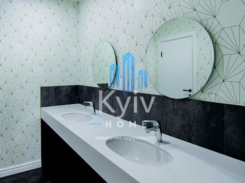 коммерческая по адресу Академіка Книшова ул. (Амурська), 8