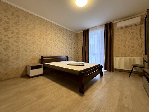 квартира за адресою Панаса Мирного вул., 18-Б