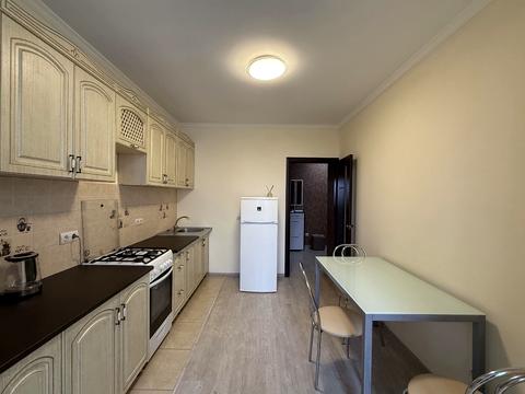 квартира за адресою Панаса Мирного вул., 18-Б