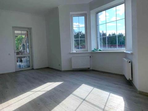 будинок за адресою Жовтнева вул.