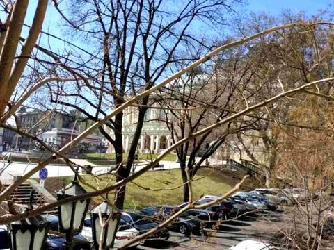 квартира по адресу Чайковского пер. (Чайковського), 6