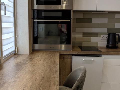 квартира за адресою Леся Сердюка вул. (Командарма Корка), 14