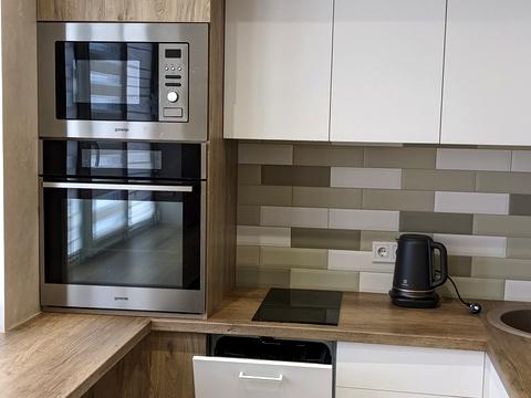 квартира за адресою Леся Сердюка вул. (Командарма Корка), 14